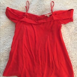 Red cap sleeved tank.